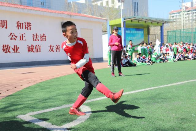 国际团结杯：中国男篮74比63战胜格鲁吉亚男篮